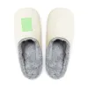 Left shoe instep (4×5cm)  +
